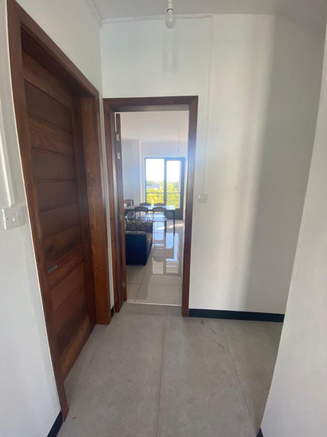 Grand Bay Heights Apartments エクステリア 写真